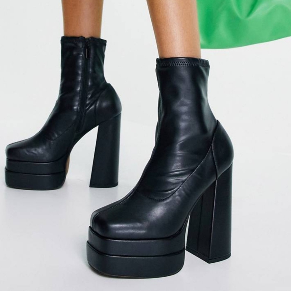 Platform boots